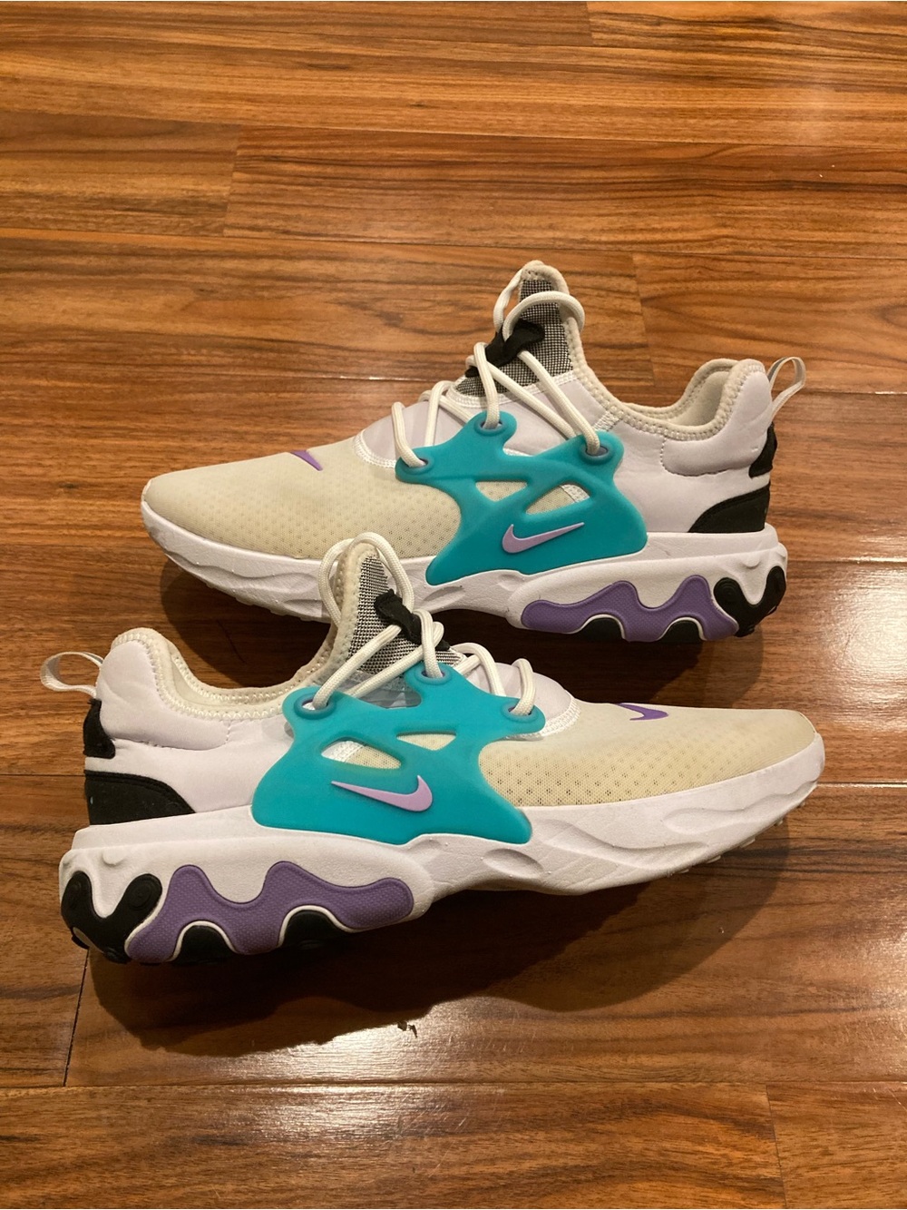 Light Beige Sneakers with Teal & Purple Accents β Women's Athletic Shoes